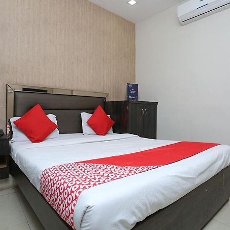 Oyo 6325 Hotel Kiran Rāipur Esterno foto