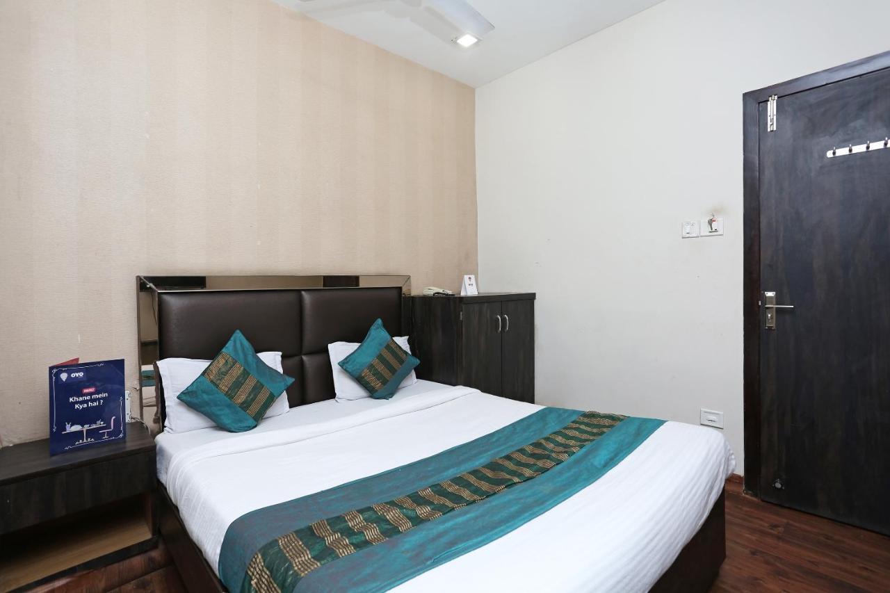 Oyo 6325 Hotel Kiran Rāipur Esterno foto