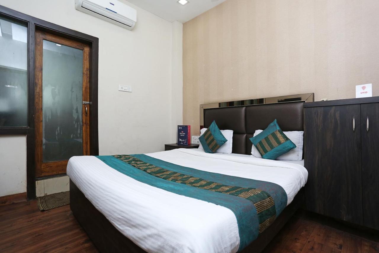 Oyo 6325 Hotel Kiran Rāipur Esterno foto