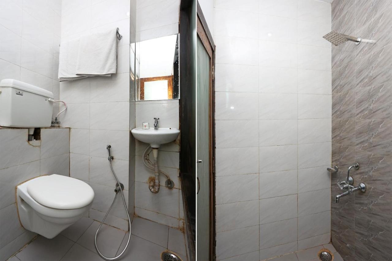 Oyo 6325 Hotel Kiran Rāipur Esterno foto