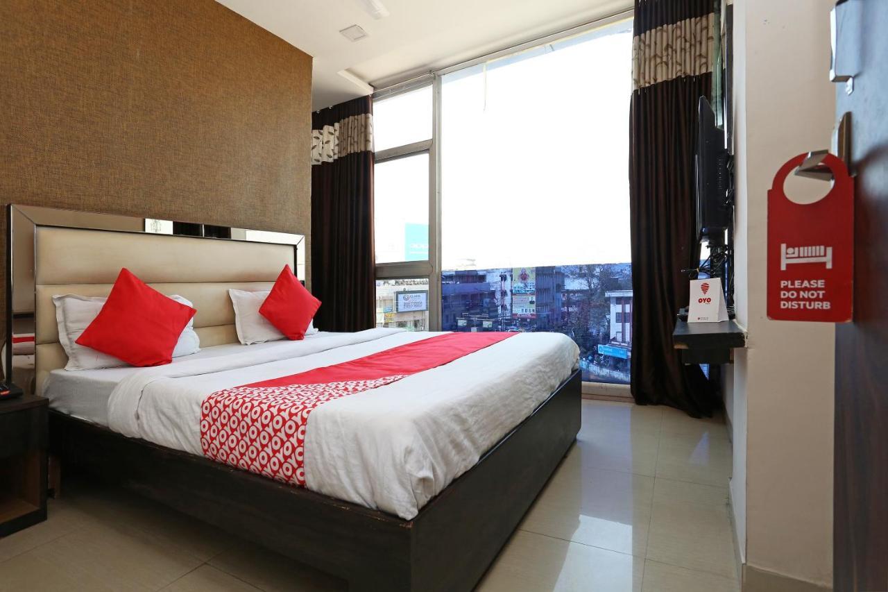 Oyo 6325 Hotel Kiran Rāipur Esterno foto